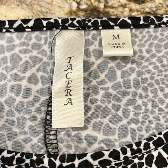 Tacera Black and White Patterned Dress - Picture 7 of 14